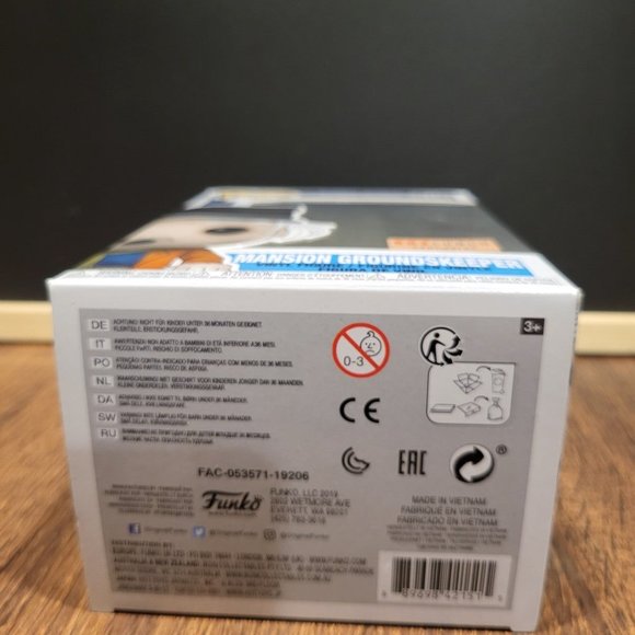 Disney The Haunted Mansion Mansion Groundskeeper Box Lunch Exclusive Funko Pop - Picture 6 of 9